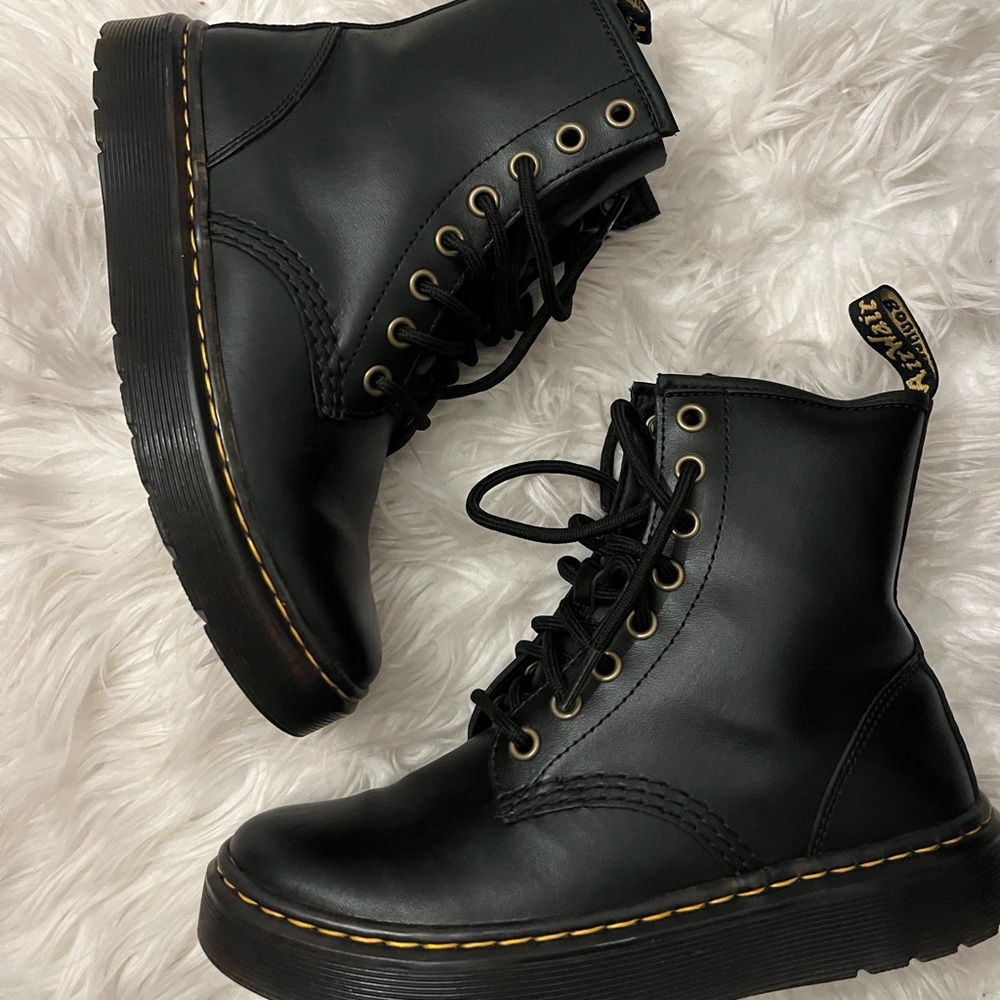 Doc Martens Zavala Combat Boots